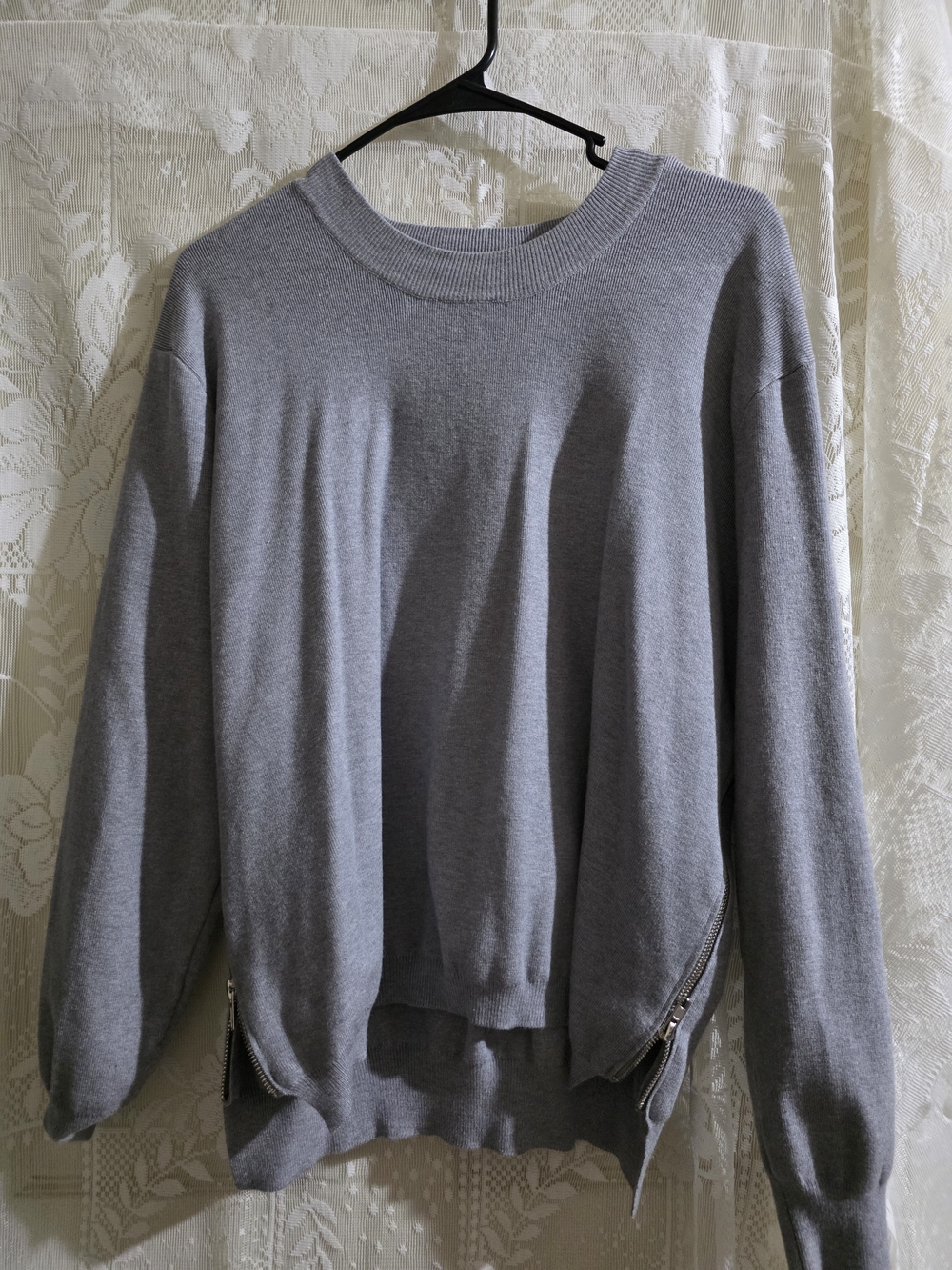 Modern Citizen Light Gray Ribbed Crewneck Sweater